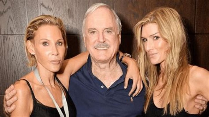 Camilla Cleese Siblings: Meet Cynthia Cleese