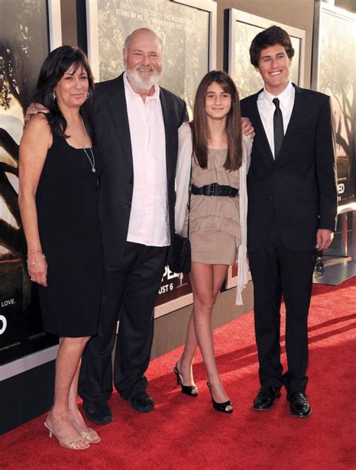 Carlos Ocampo Parents: Who Are Carlos Ocampo Parents?