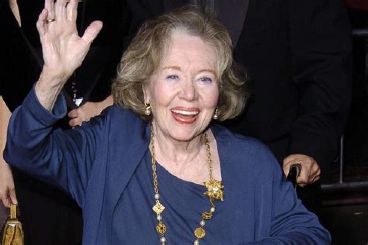 Glynis Johns Cause Of Death, Age, Funeral