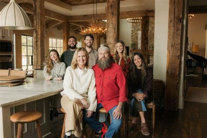 Jennifer Robertson Siblings: Who is Jennifer Robertson sister?