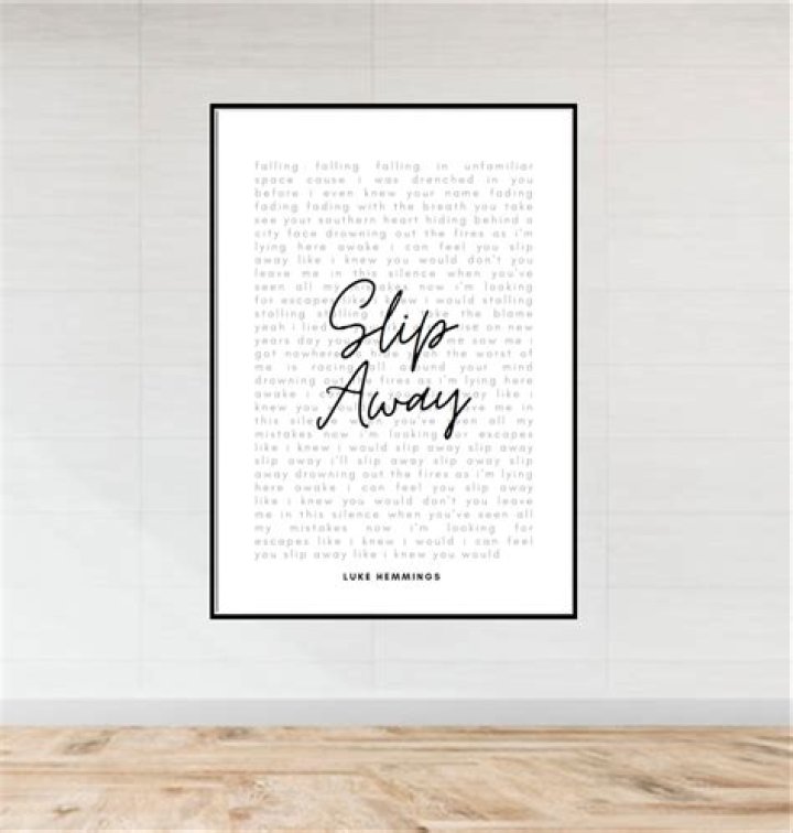 LYRICS: Luke Hemmings – Slip Away