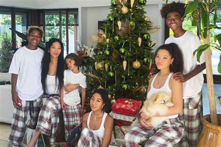 Meet All Her 5 Children