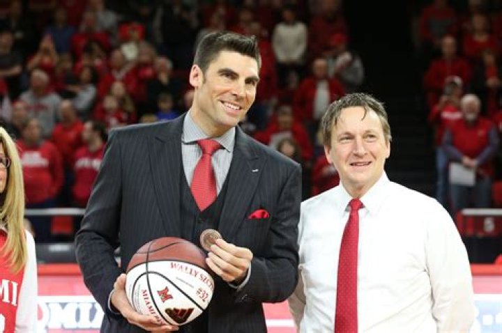What is Wally Szczerbiak’s Net Worth: Biography, Net Worth & more