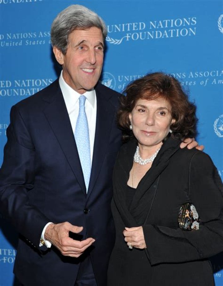Who is John Kerry Wife? Meet Teresa Heinz Kerry